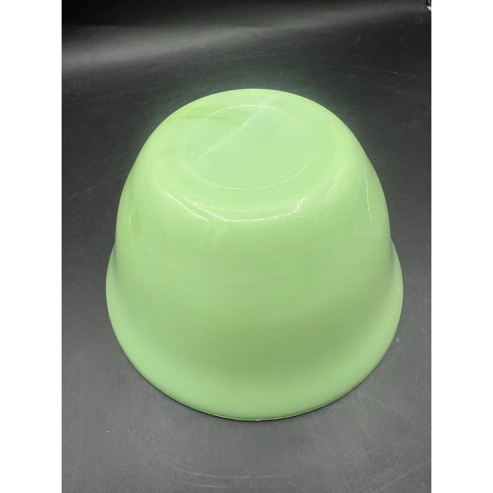 Vintage McKee Jadite Uranium Glass 4 Cup Mixing Bowl MCK UV Reactive 7”